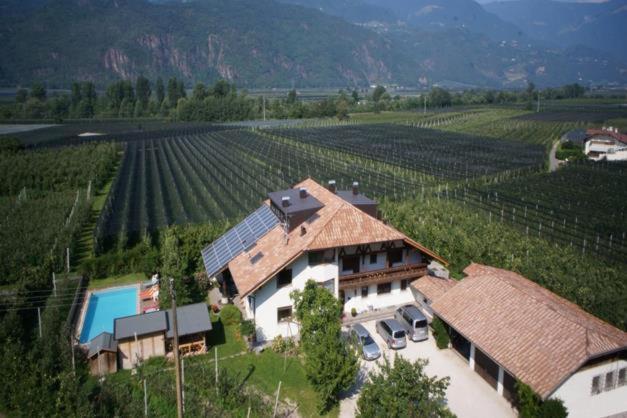 Mittelbergerhof Ferienwohnungen 빌피아노 외부 사진